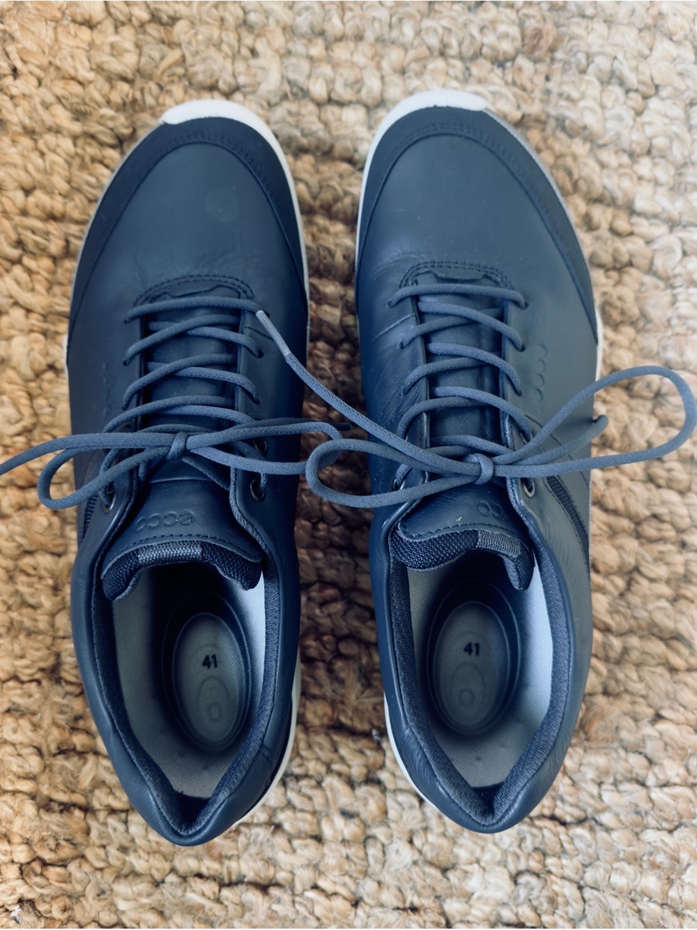 NWOT, Ecco Golf Sneakers Navy Leather Lace-Up with White Soles, size 9-9.5